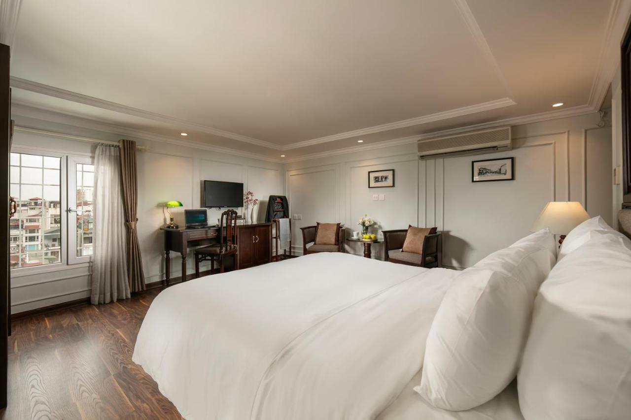 Deluxe Double or Twin Room City View